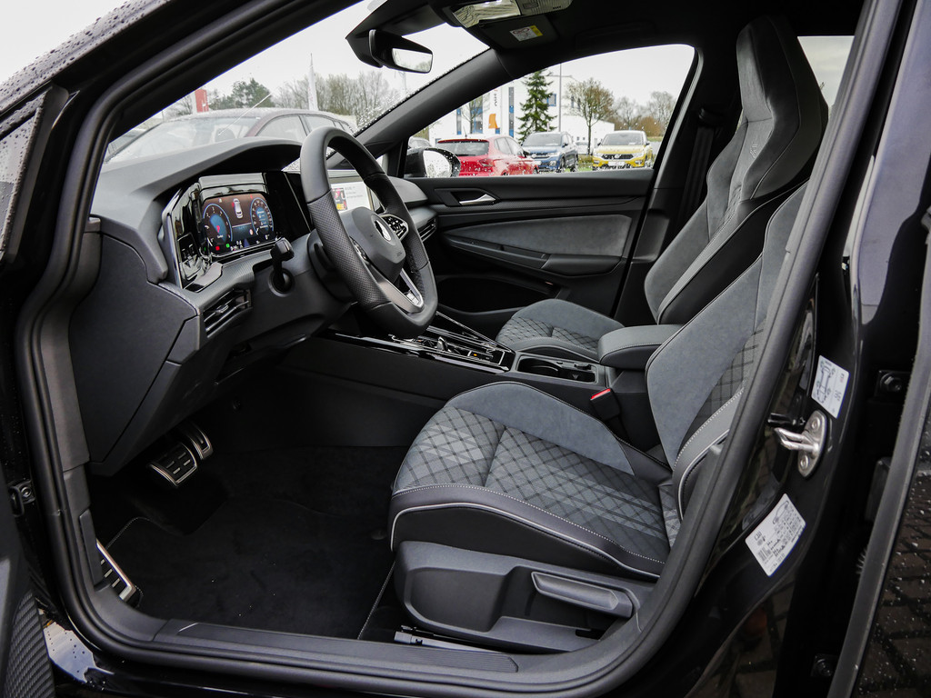 Golf VIII