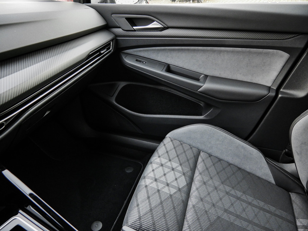 Golf VIII