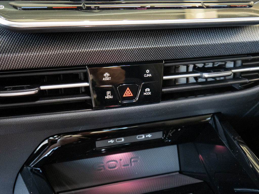 Golf VIII