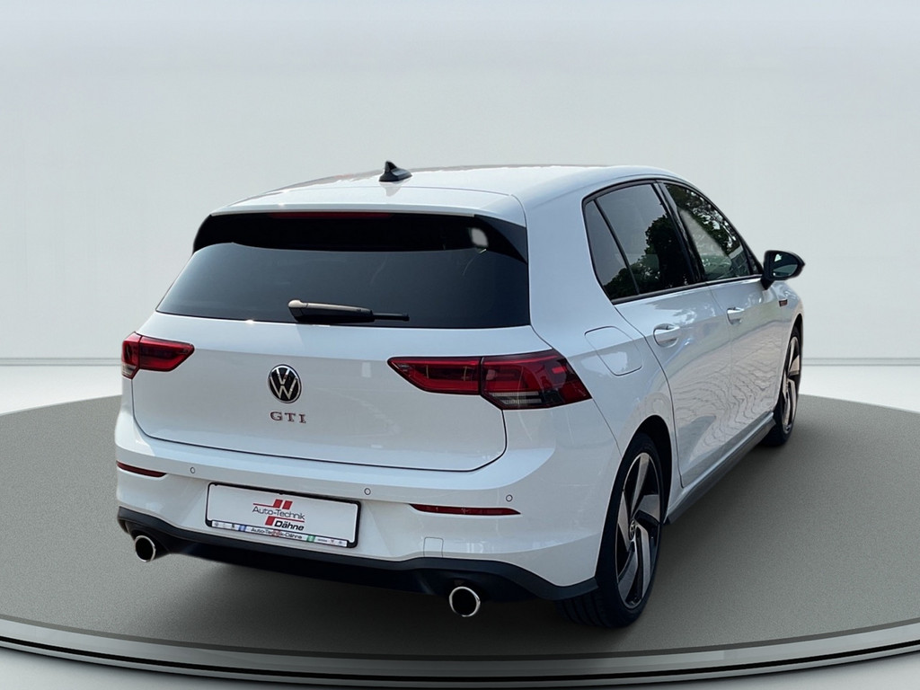 Golf VIII
