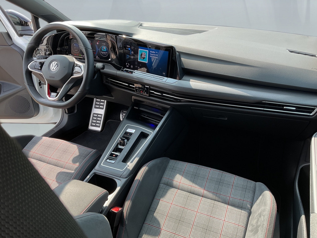 Golf VIII