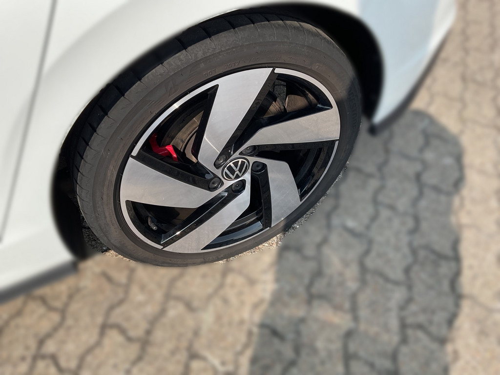 Golf VIII