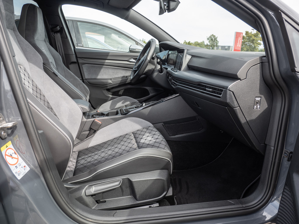 Golf VIII