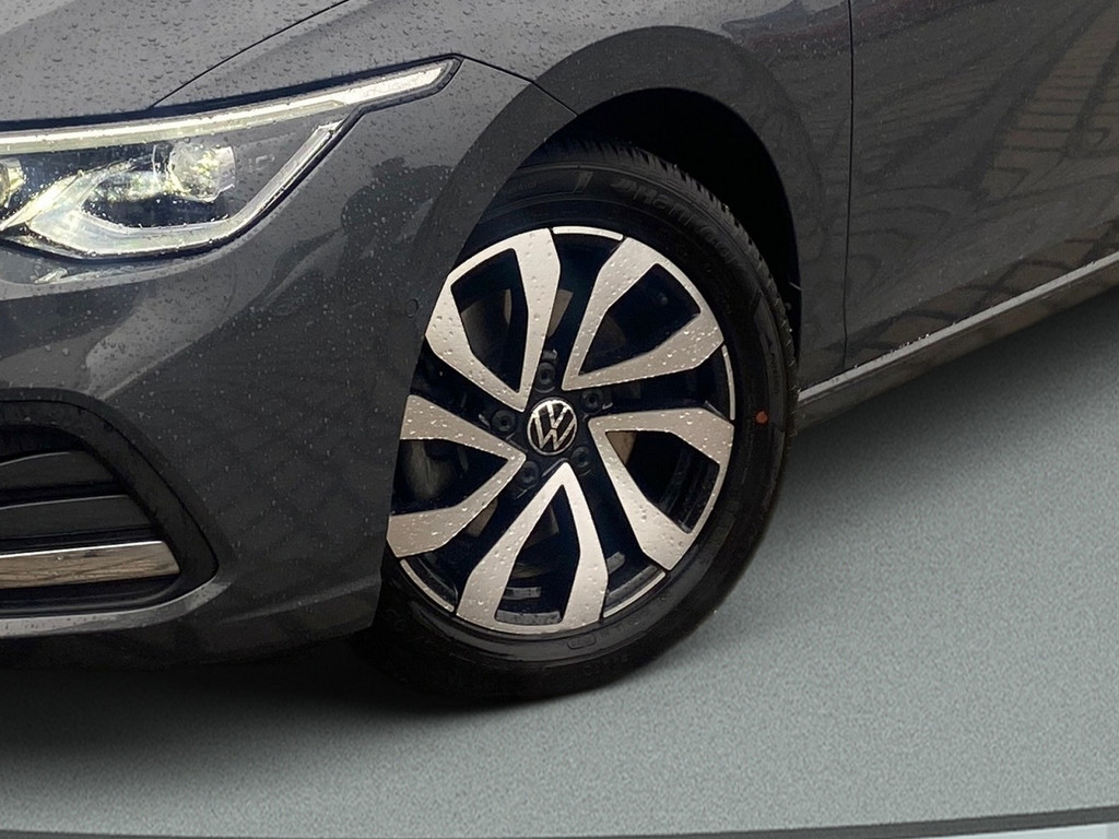Golf VIII