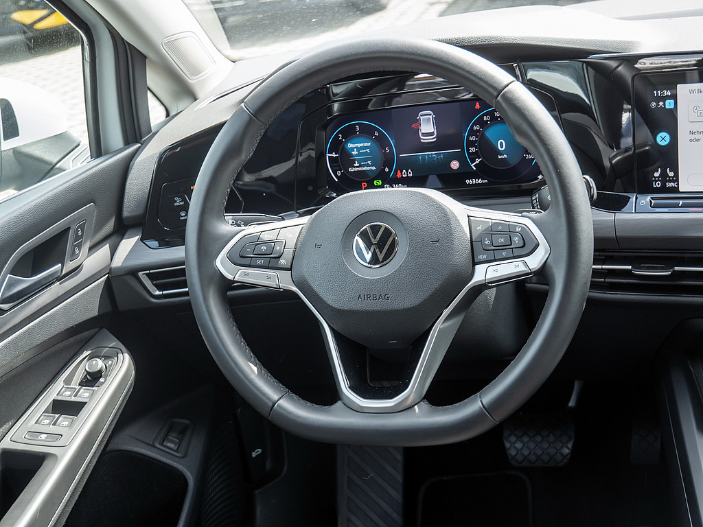 Golf VIII