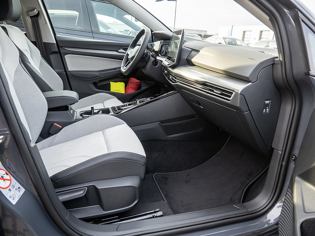 Golf VIII