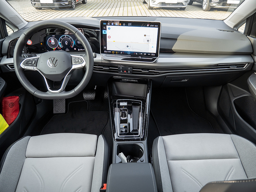 Golf VIII