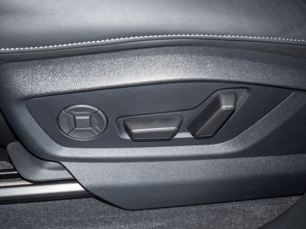 Q7