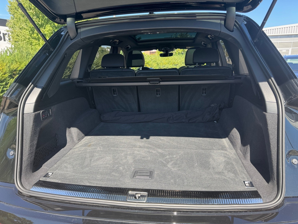 Q7