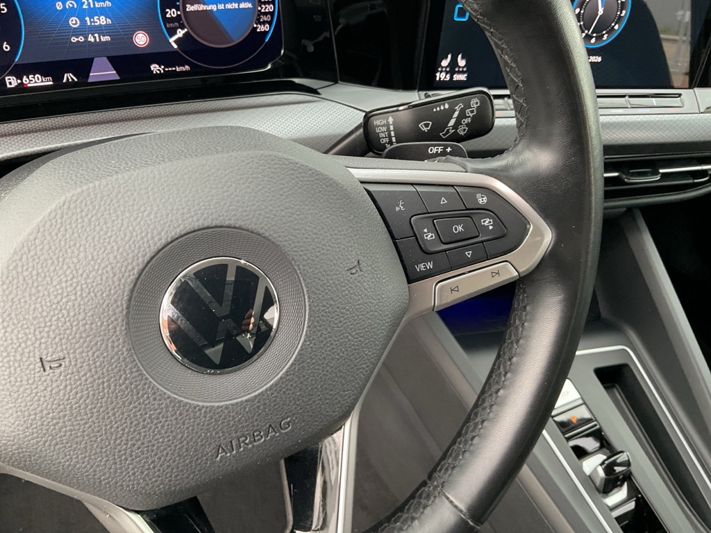 Golf VIII