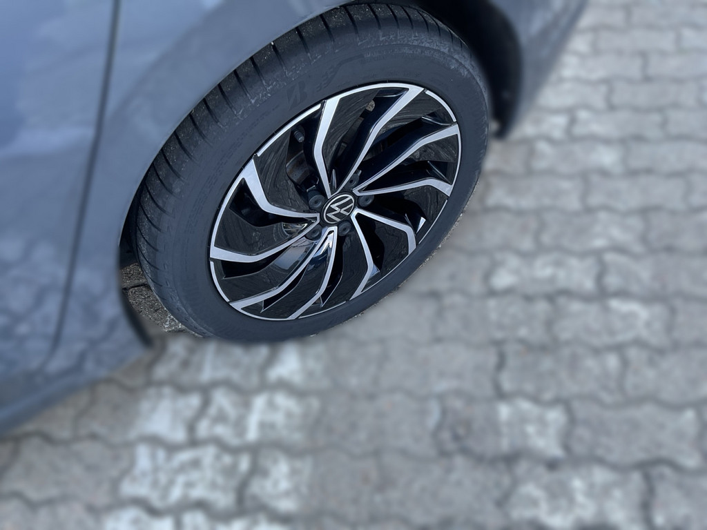 Golf VIII