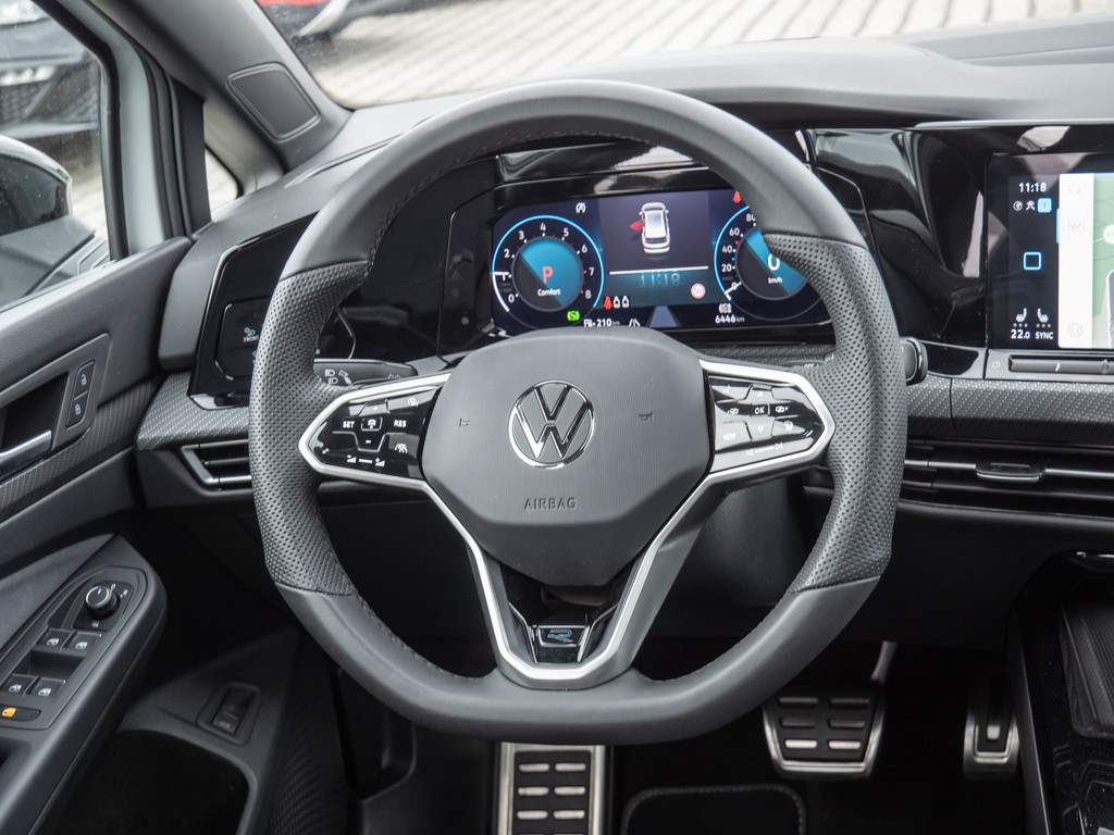 Golf VIII