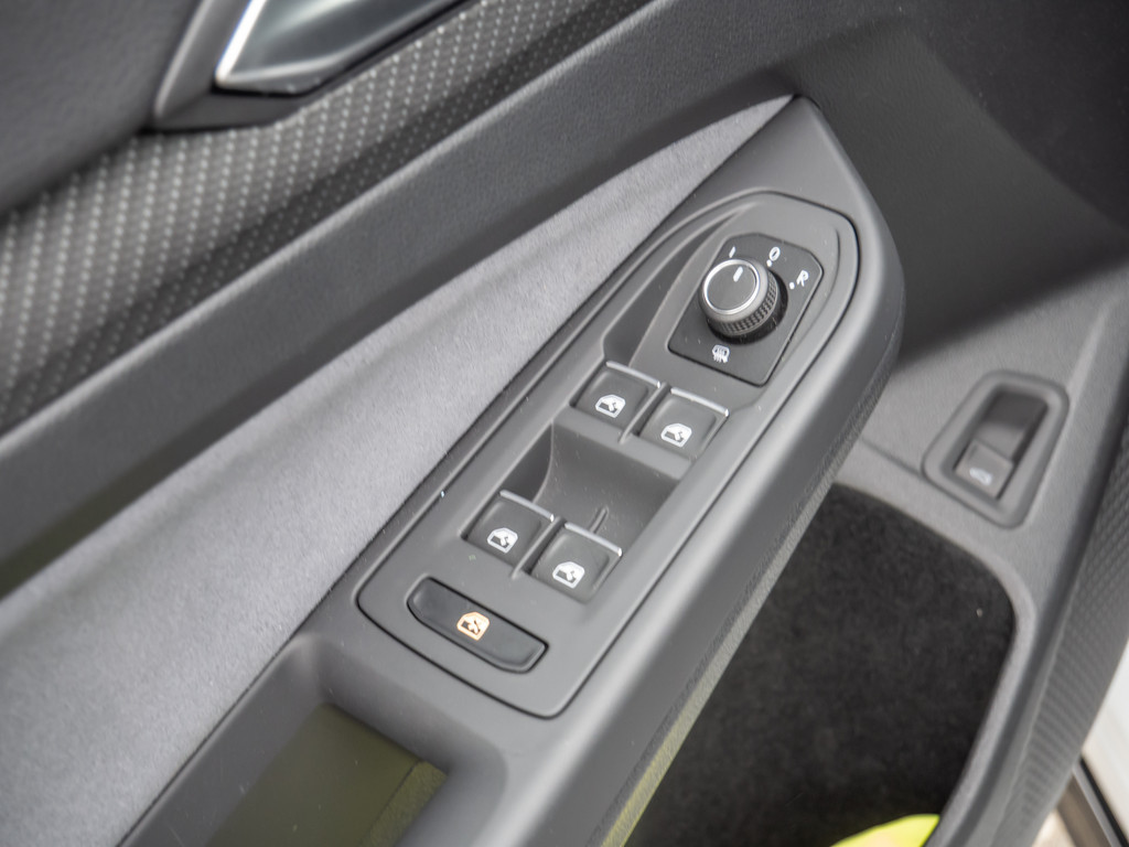 Golf VIII